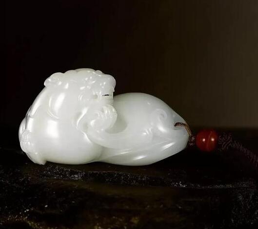 玉貔貅吊坠开光方法内含乾坤 怎样开光才是正确的呢?- 易德轩吉祥商城 玉貔貅吊坠开光方法内含乾坤 怎样开光才是正确的呢?- 易德轩吉祥商城