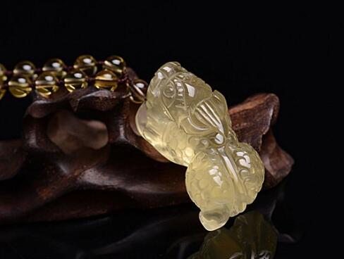 供奉摆放的讲究 琉璃貔貅风水用品摆法大有学问 摆好了才守财- 易德轩吉祥商城 供奉摆放的讲究 琉璃貔貅风水用品摆法大有学问 摆好了才守财- 易德轩吉祥商城