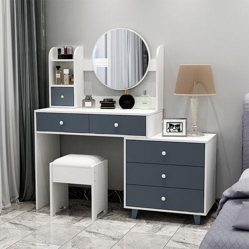 女人如何巧设梳妆台催旺财运？