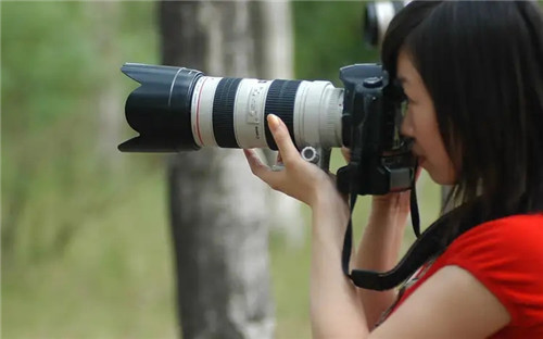 从四柱八字看流年是否“犯小人”?-易德轩吉祥网