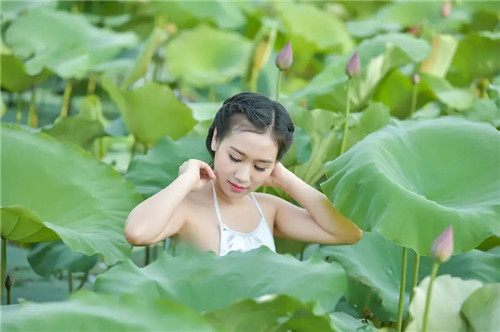 烂桃花如何区分?什么的人最容易招到烂桃花?-易德轩吉祥网 烂桃花如何区分?什么的人最容易招到烂桃花?-易德轩吉祥网