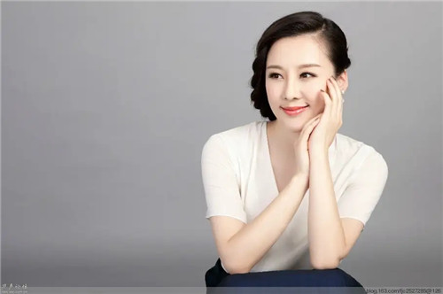 石榴木命人带什么手串好？