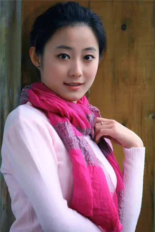 详解美女的八字组合-易德轩吉祥网 详解美女的八字组合-易德轩吉祥网