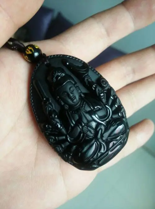  男人脖子上戴什么好什么饰品最旺运