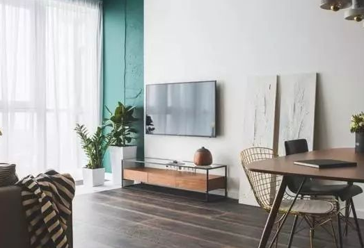 起居室内将摆放沙发、电视、茶几等家具电器 起居室内将摆放沙发、电视、茶几等家具电器