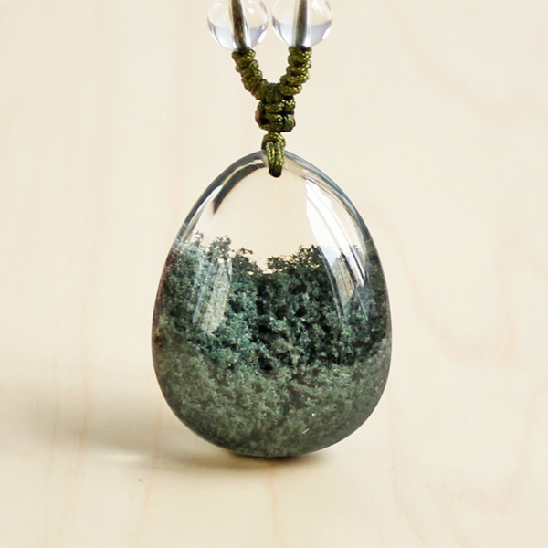 绿水晶的功效与作用佩戴禁忌-易德轩吉祥商城