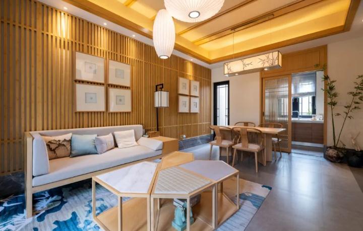 家里的财位摆什么最好?客厅财位摆放八大禁忌-易德轩吉祥商城