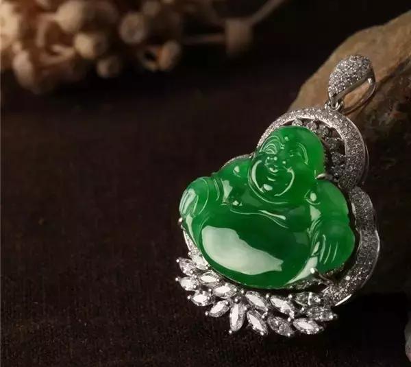 戴玉有什么好处和功效-易德轩吉祥商城