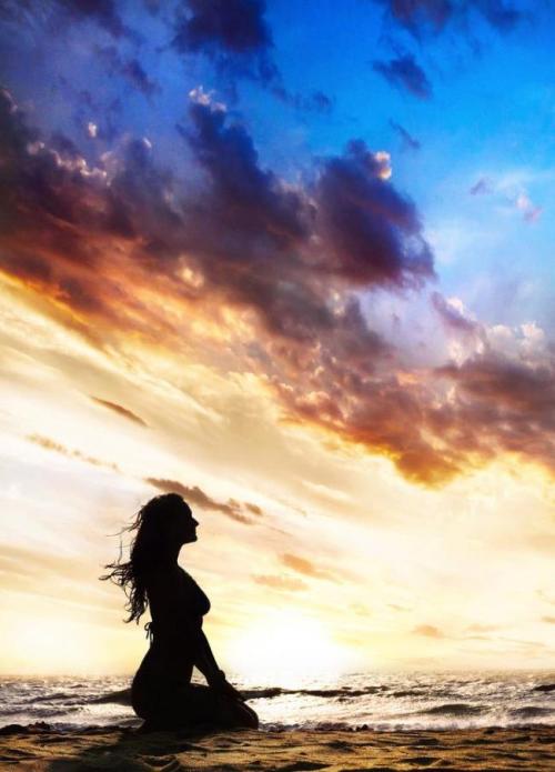 事业八字看事业，工作得不到提拔，是换工作还是继续坚持？