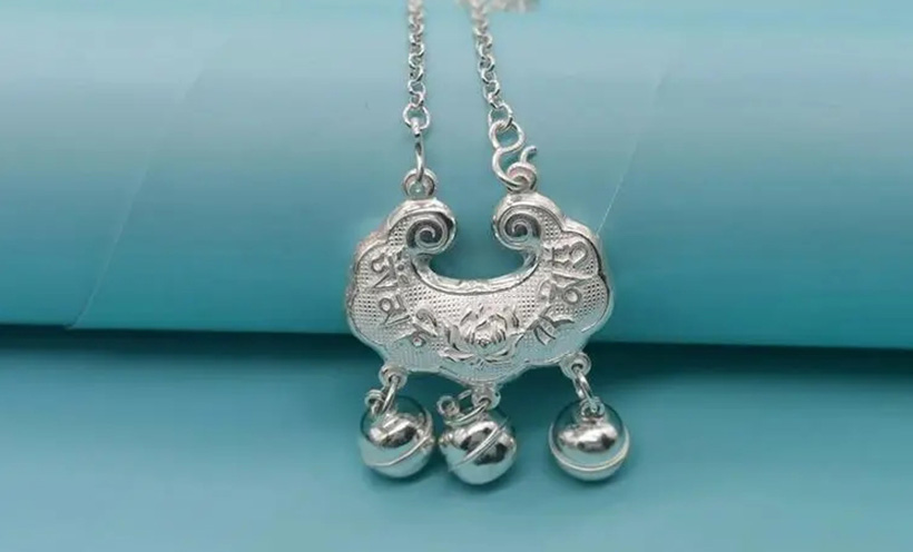 婴儿辟邪压惊戴什么好-易德轩吉祥商城