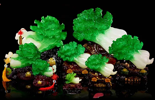 白菜摆件头朝哪个方向 白菜摆件的必备条件 白菜摆件头朝哪个方向 白菜摆件的必备条件