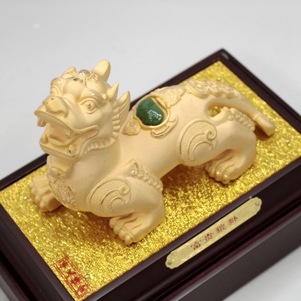 属鸡的人家中不能放什么属相的物品