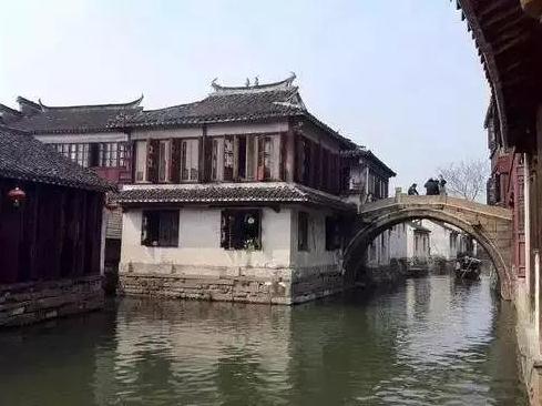 厕所风水化解，厕所位置风水禁忌-易德轩吉祥商城