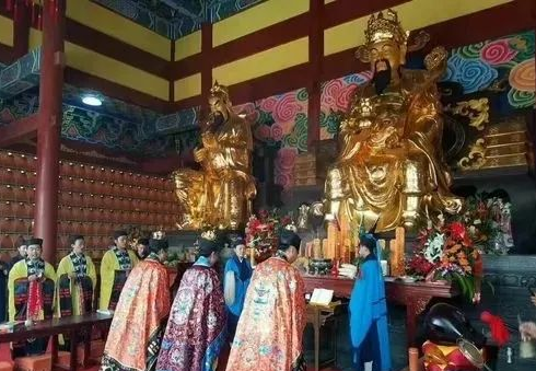 正月初五迎财神是迎的什么神 正月初五迎财神是迎的什么神