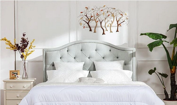 床头风水秘籍：朝东而卧，财富自然来！