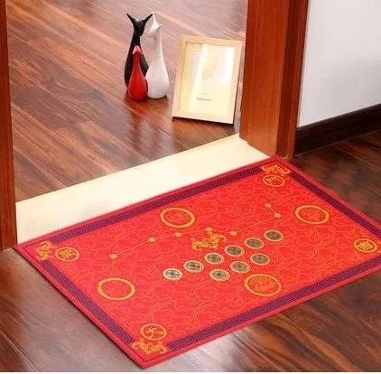 门口地垫的摆放有什么风水讲究 门口地垫的摆放有什么风水讲究