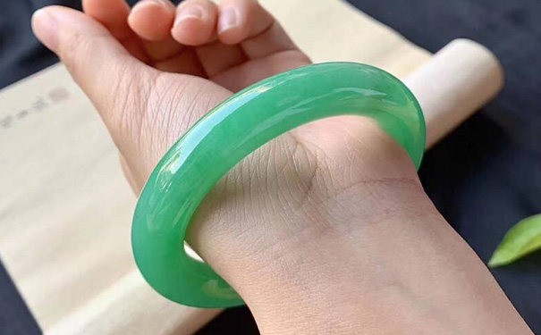 适合女人佩戴的辟邪物，5大辟邪旺财饰品-易德轩吉祥商城