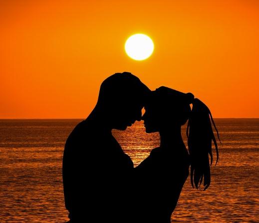 化解三角恋借助风水之力-易德轩吉祥商城 化解三角恋借助风水之力-易德轩吉祥商城