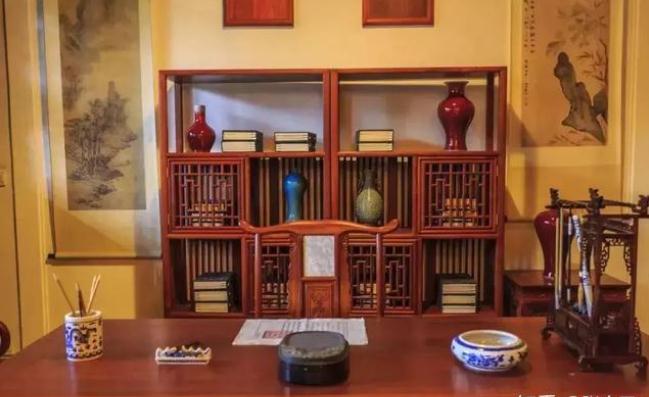 办公桌的正确摆放方法-易德轩吉祥网