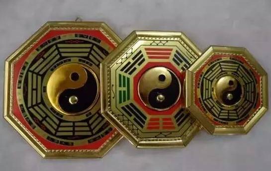 邻居用八卦镜照怎么办?