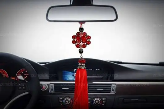 有车族必看！车内风水布局指南，助你行车顺遂又安全