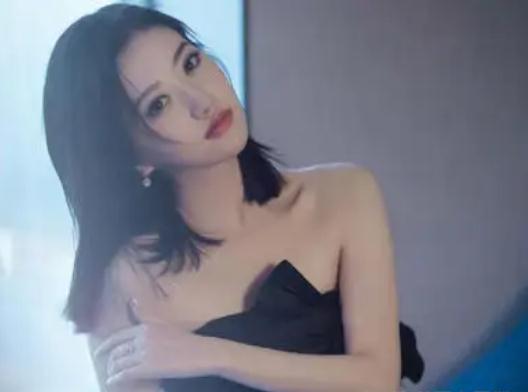 男命桃花的看法-易德轩吉祥网 男命桃花的看法-易德轩吉祥网