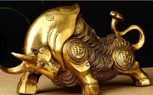 牛摆件头朝外还是朝内?家里牛摆件牛头朝哪招财-易德轩吉祥商城