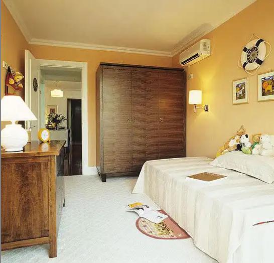 家居风水：书桌风水7大禁忌！-易德轩吉祥网