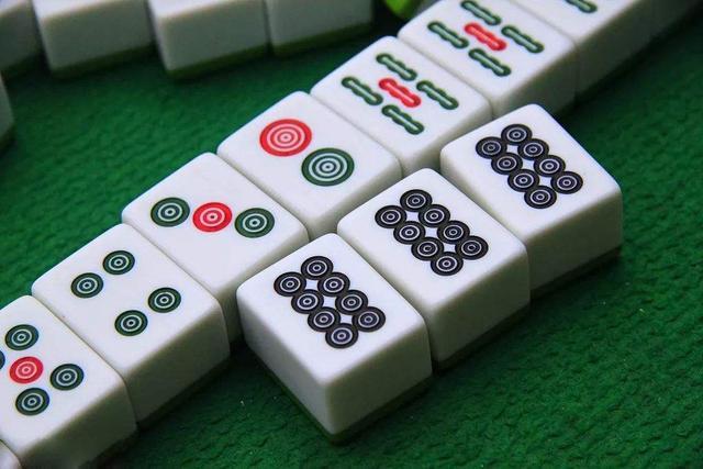 今日打麻将财位 今日打麻将好运生肖