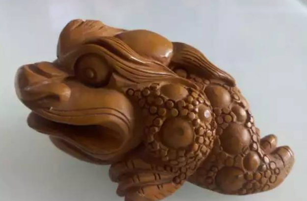 金蟾的选择和摆放技巧