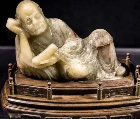 开光的玉石摆在哪里才最好 开光的玉石摆在哪里才最好