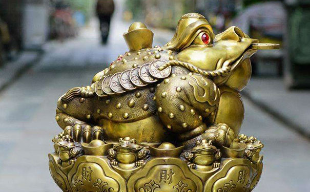 金蟾和貔貅哪个好-易德轩吉祥商城