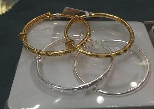 婴儿为什么戴银不戴金?新生儿戴银手镯好-易德轩吉祥商城